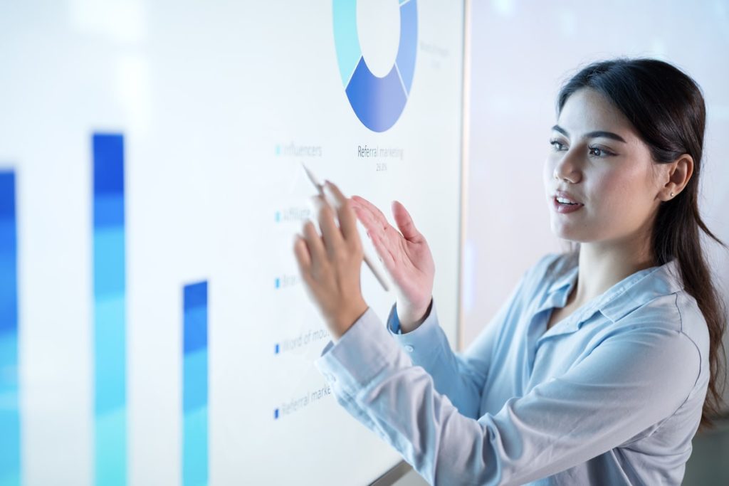 Otelcilikte Veri Analitiği: Müşteri Deneyimini İyileştirmek İçin Verilerden Yararlanma